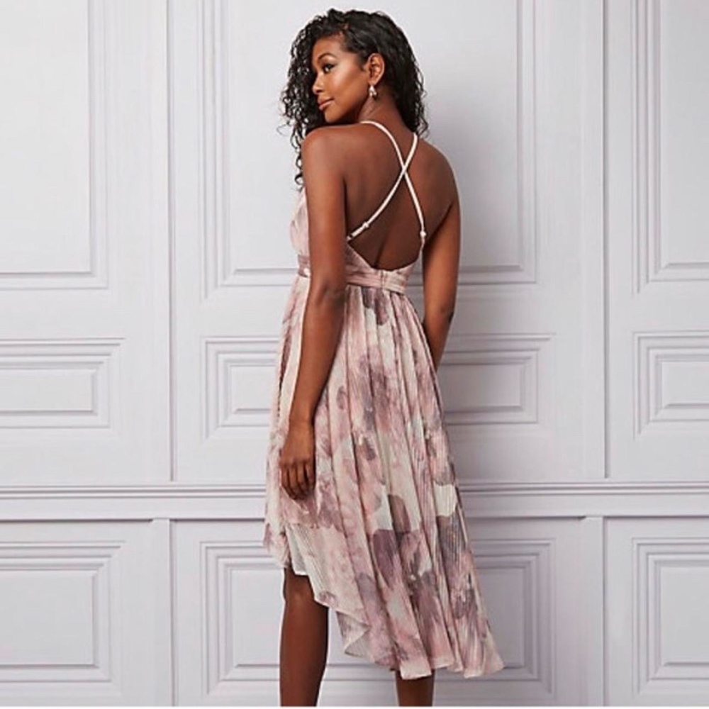 Le Chateau mini dress - Picture 2 of 2